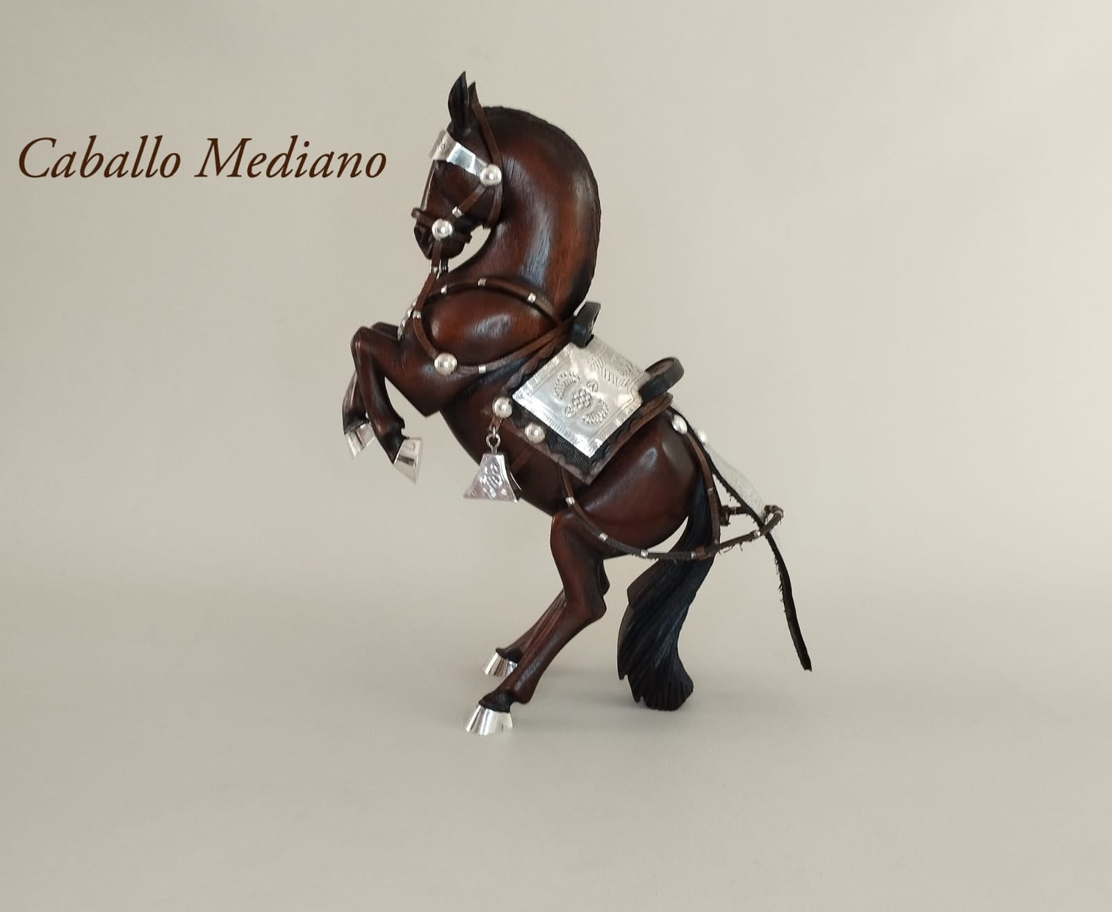 Escultura Caballo en Alza