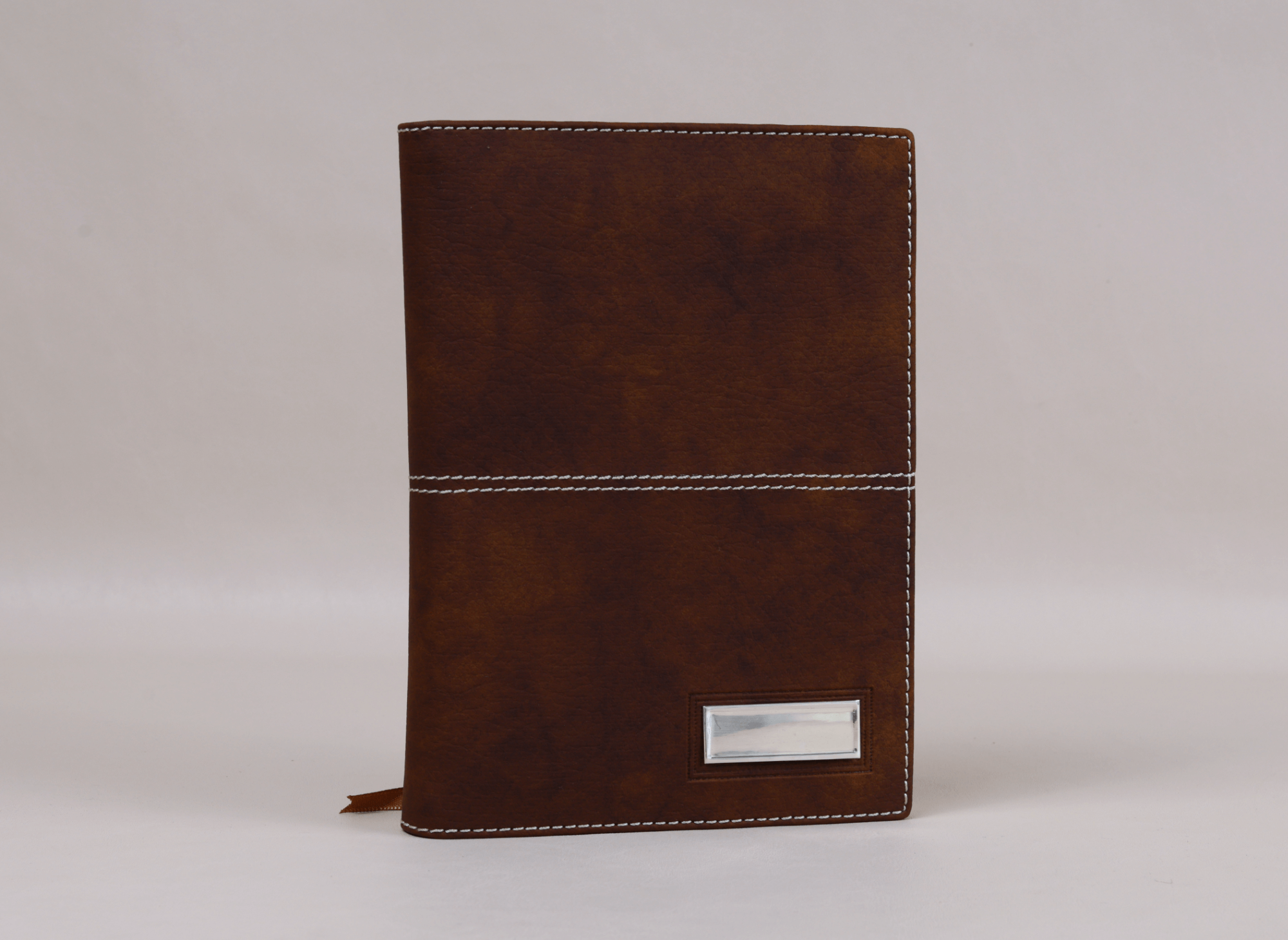 Agenda Ejecutiva Clásica Placa Recta 2026