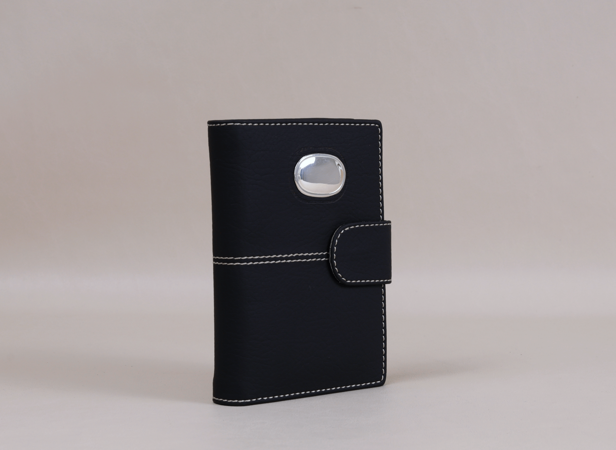 Agenda Personal Clásica Placa Oval 2026