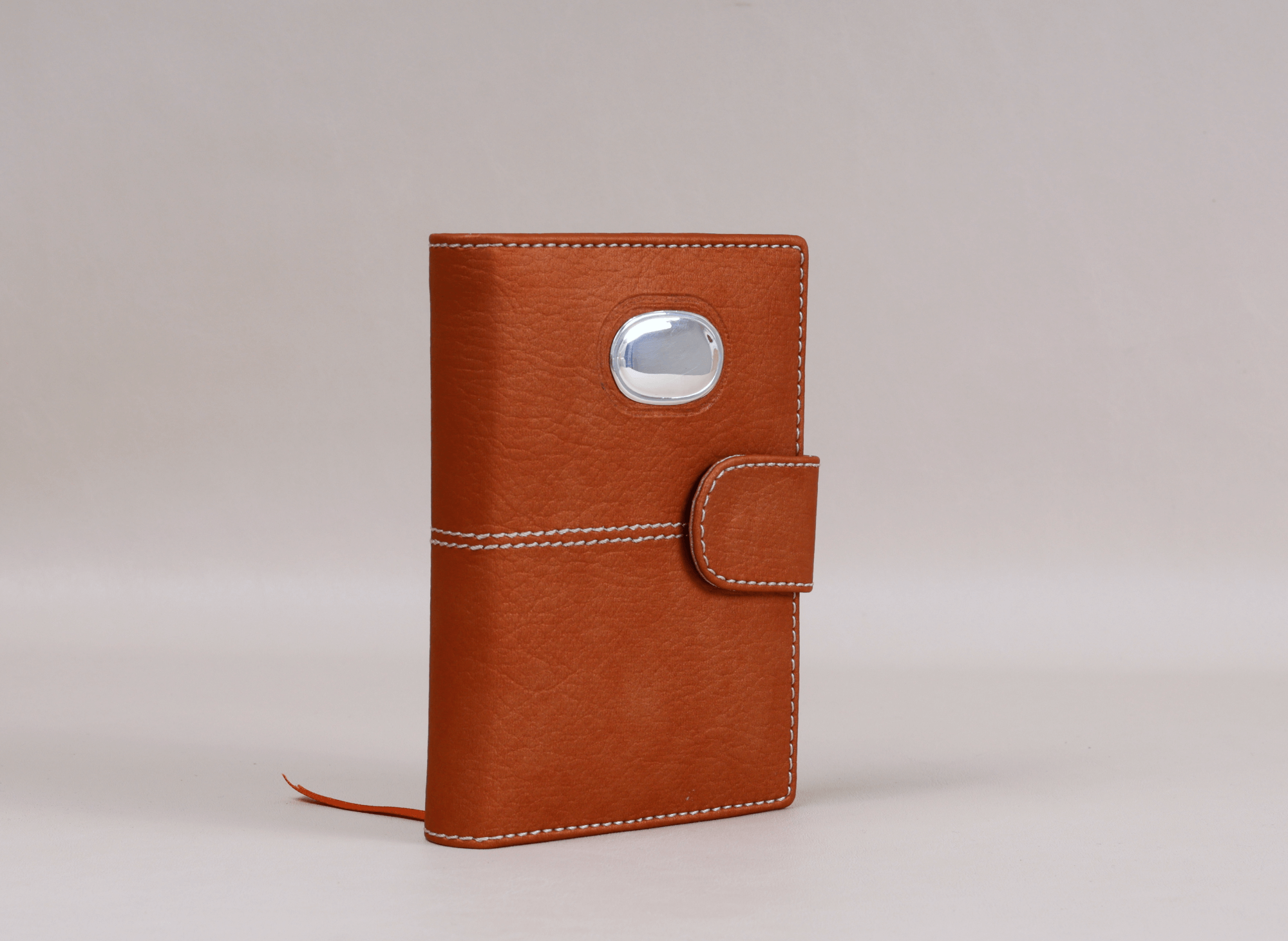 Agenda Personal Clásica Placa Oval 2026