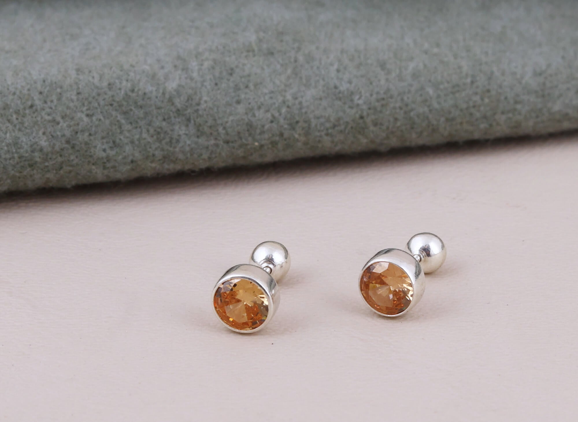 Arete Redondo Punto de Luz Colors