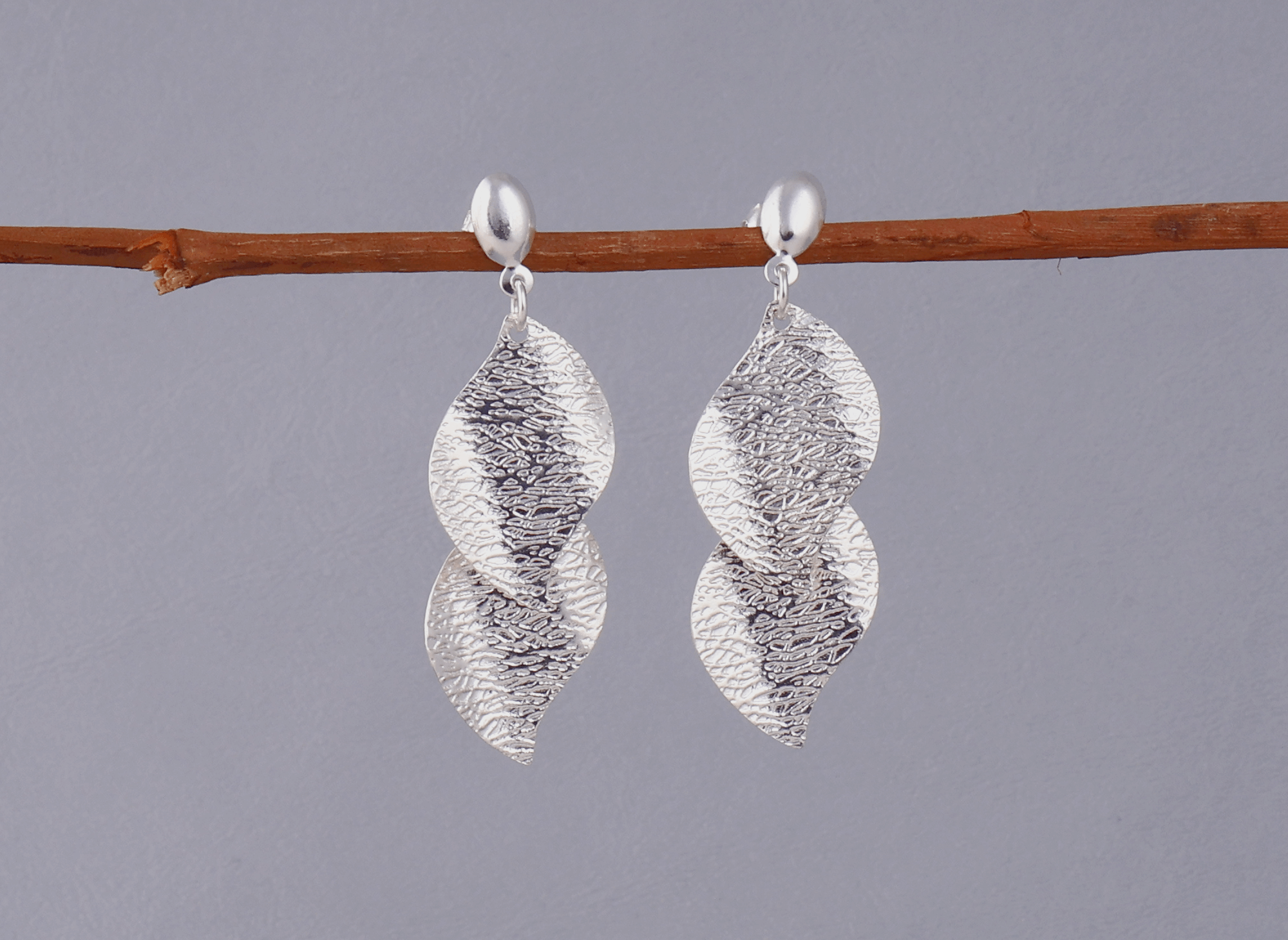 Arete Hoja Angie Texturada