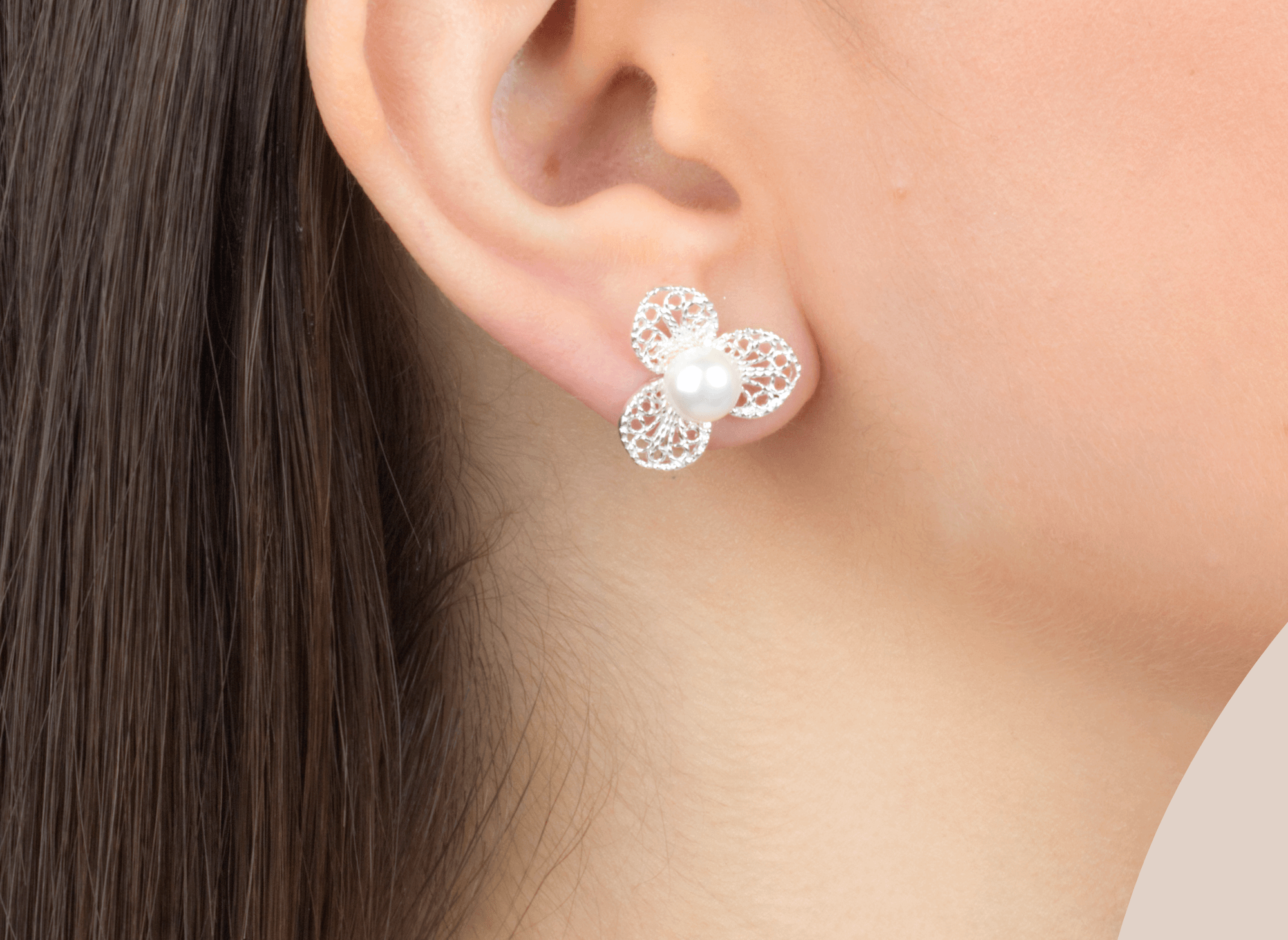 Arete Perla Flor Clarisa
