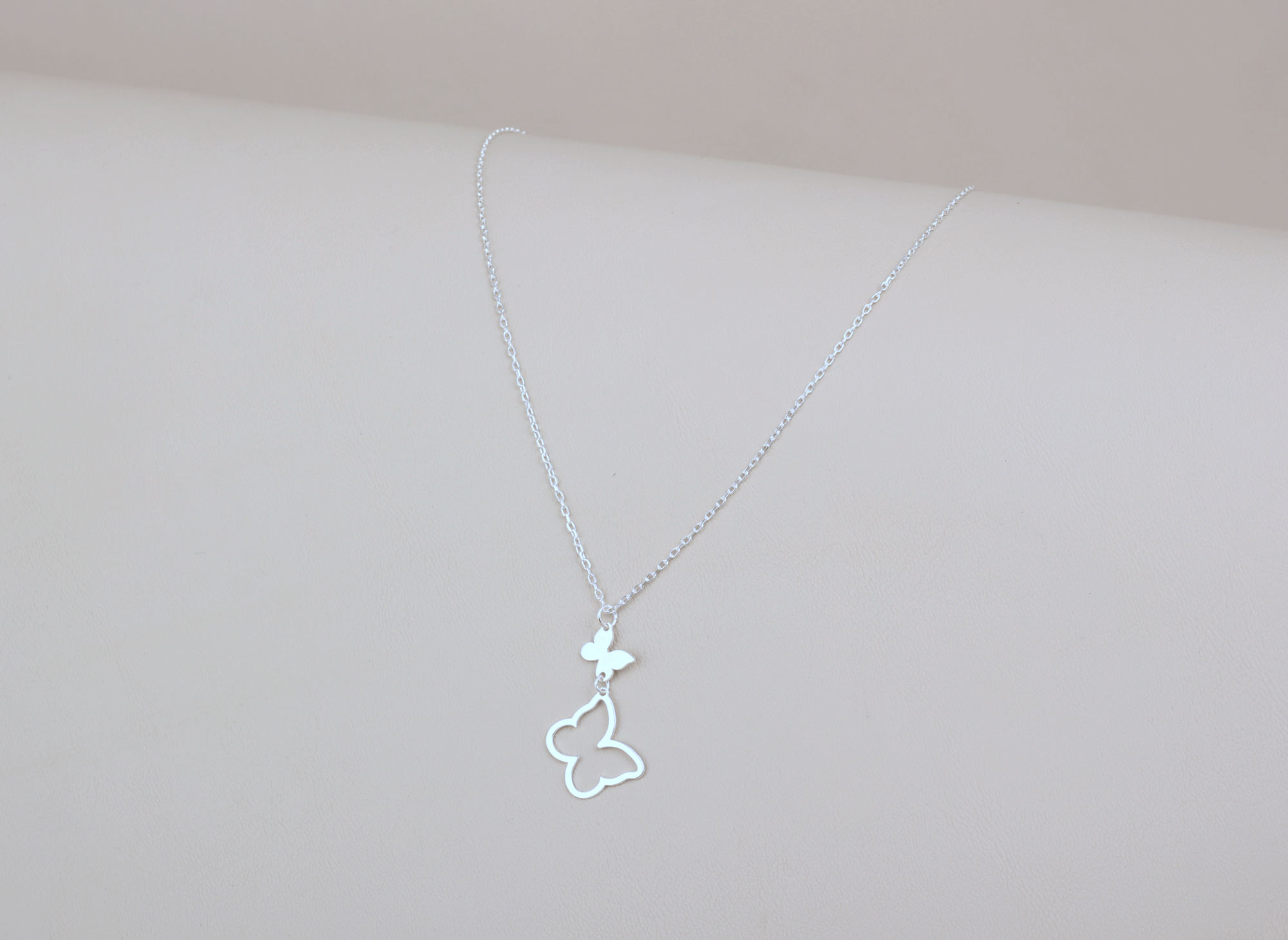 Collar Mariposa Danaus