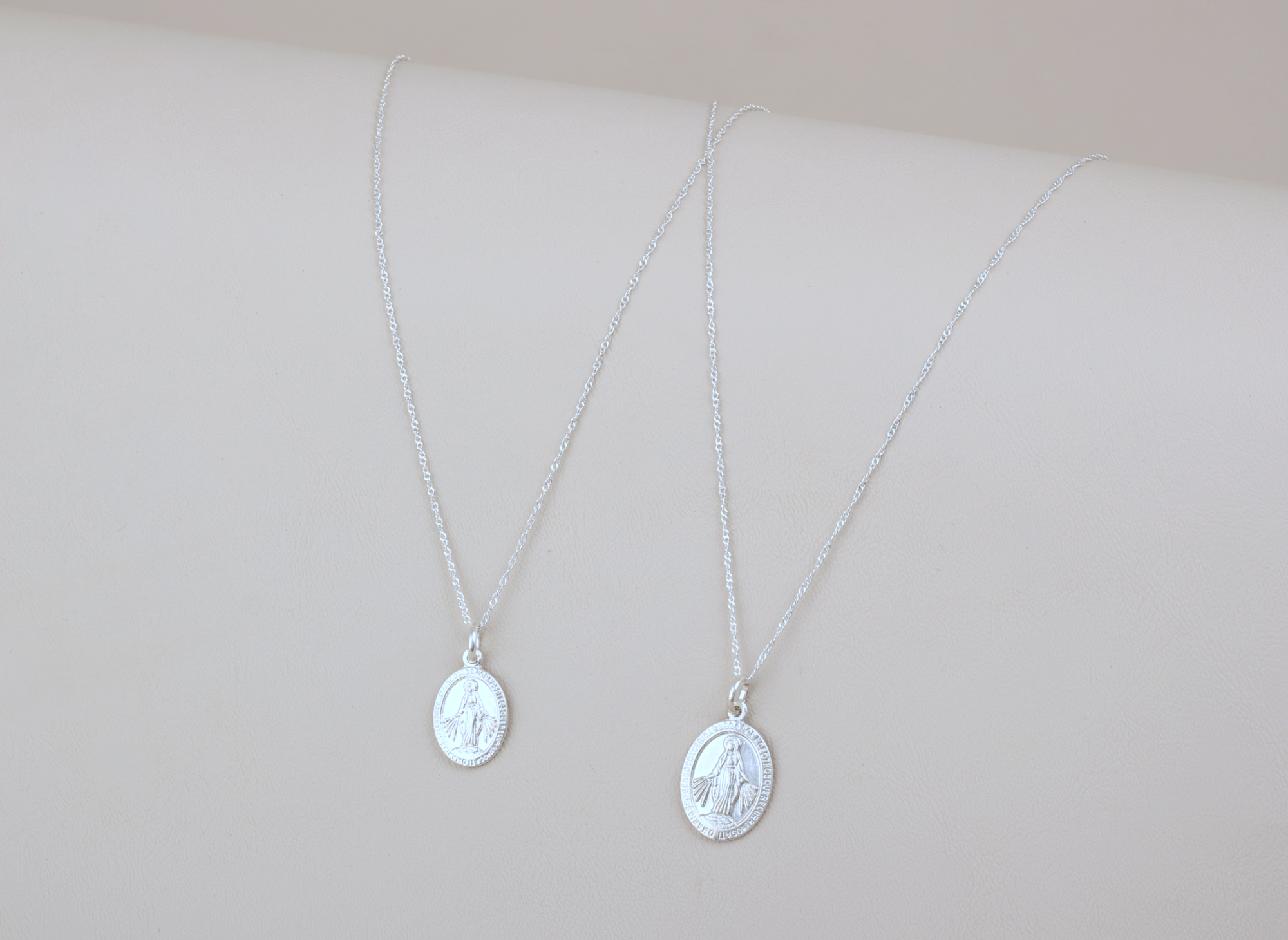 Collar Virgen Milagrosa