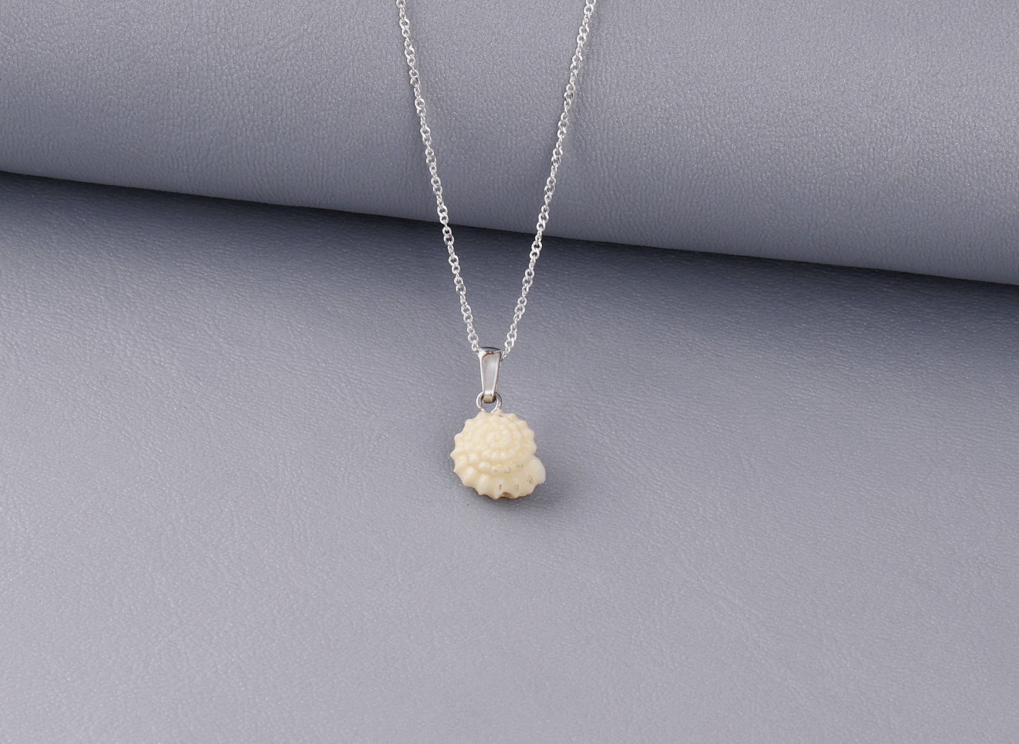 Collar Conchita Ch Marfil