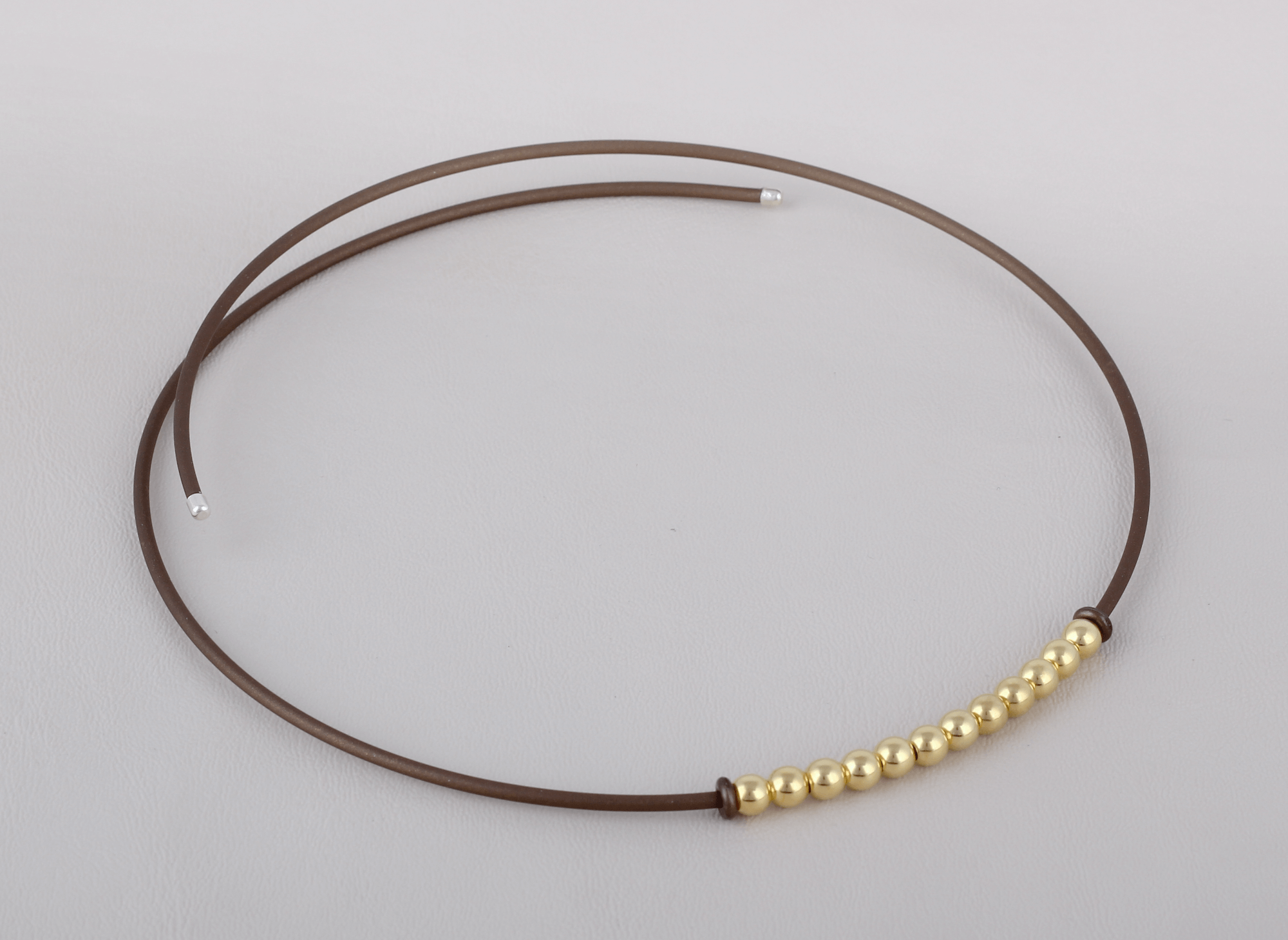 Collar Lisboa Dorado