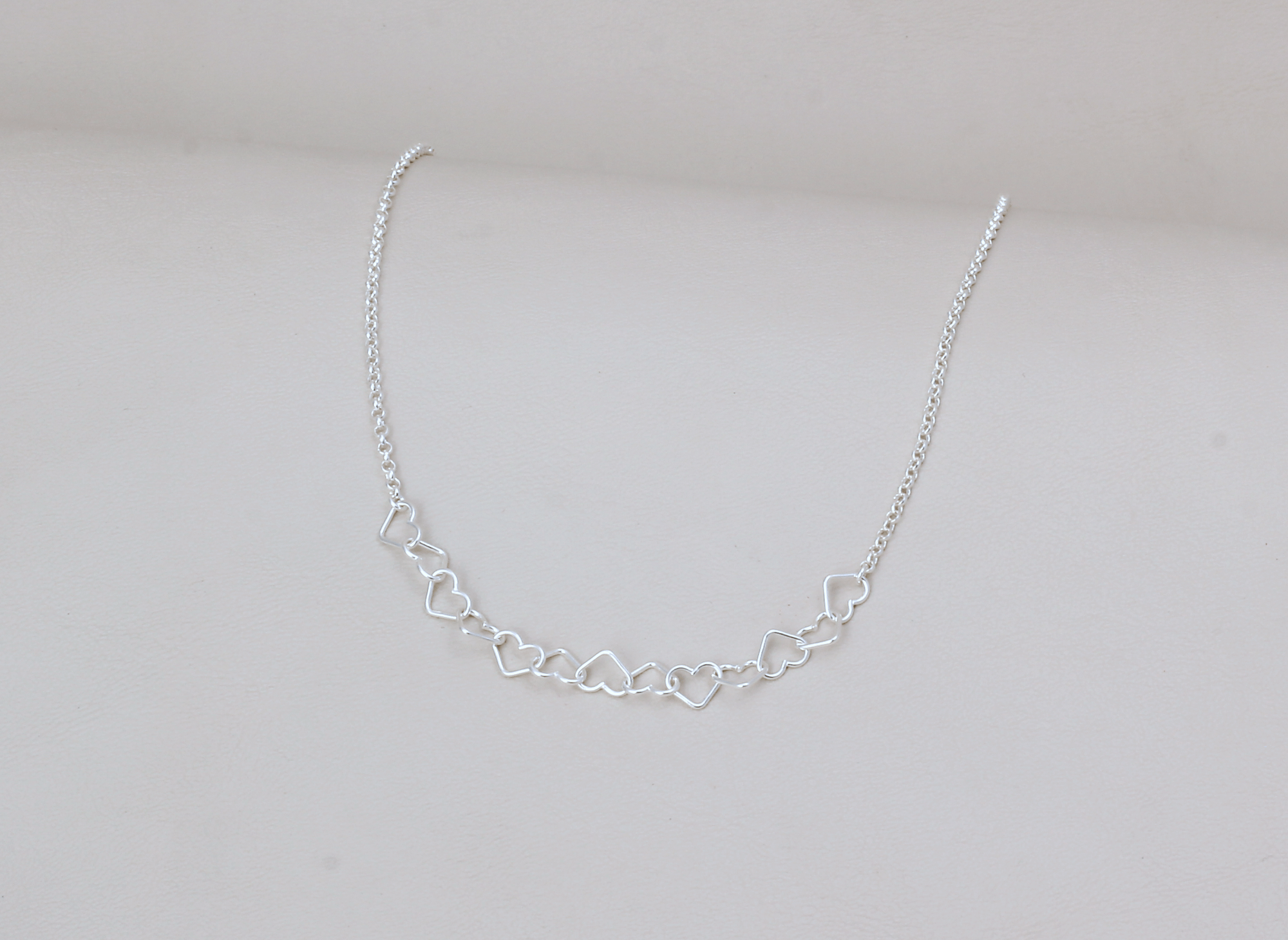 Collar Corazón Enlazado