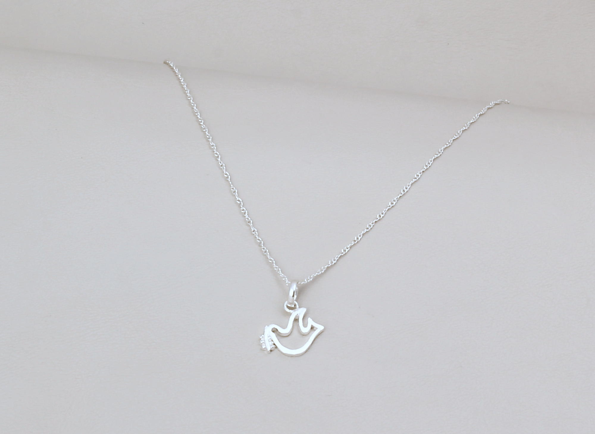 Collar Espiritu Santo Calado