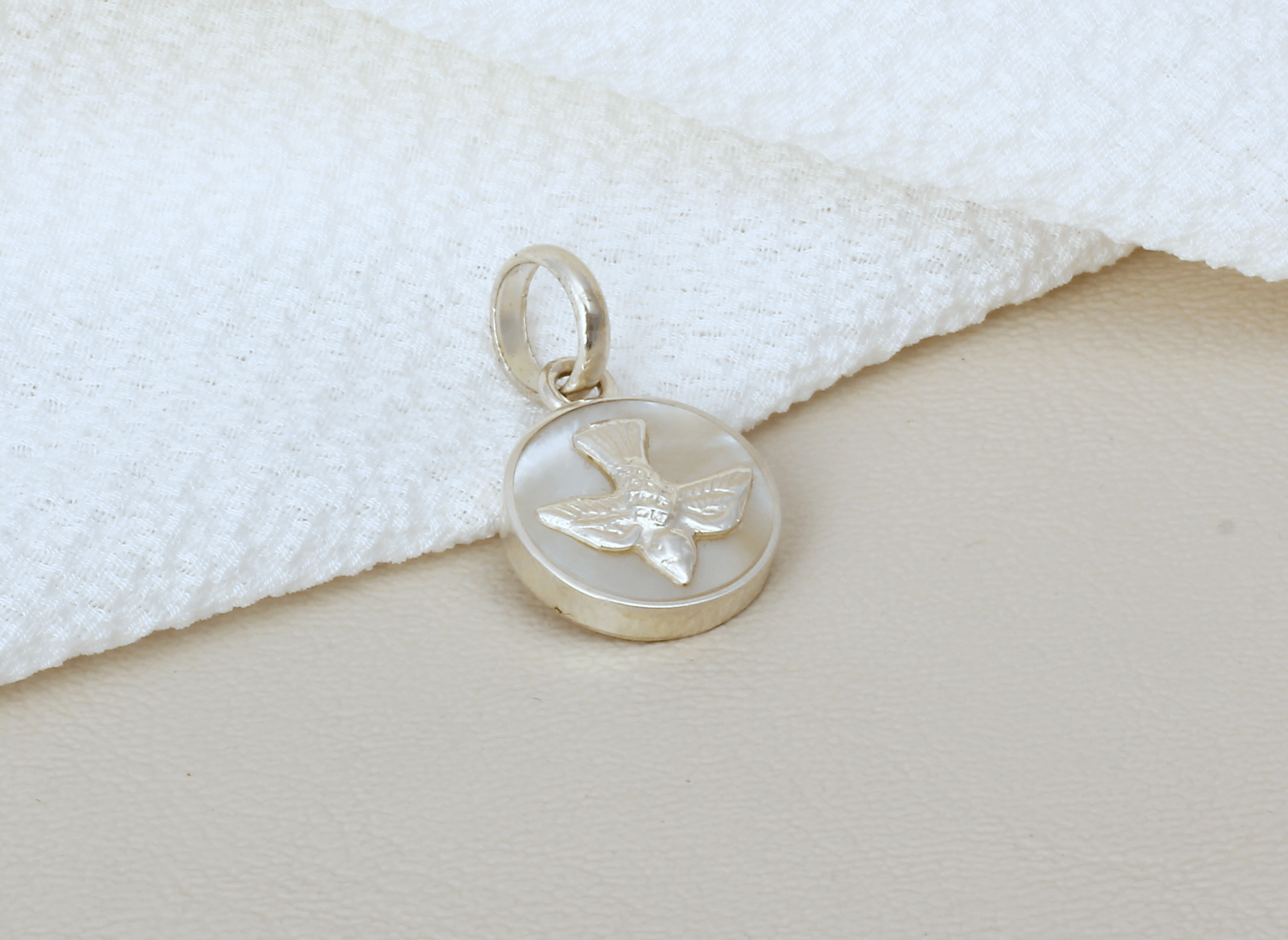 Dije Espíritu Santo Sublime