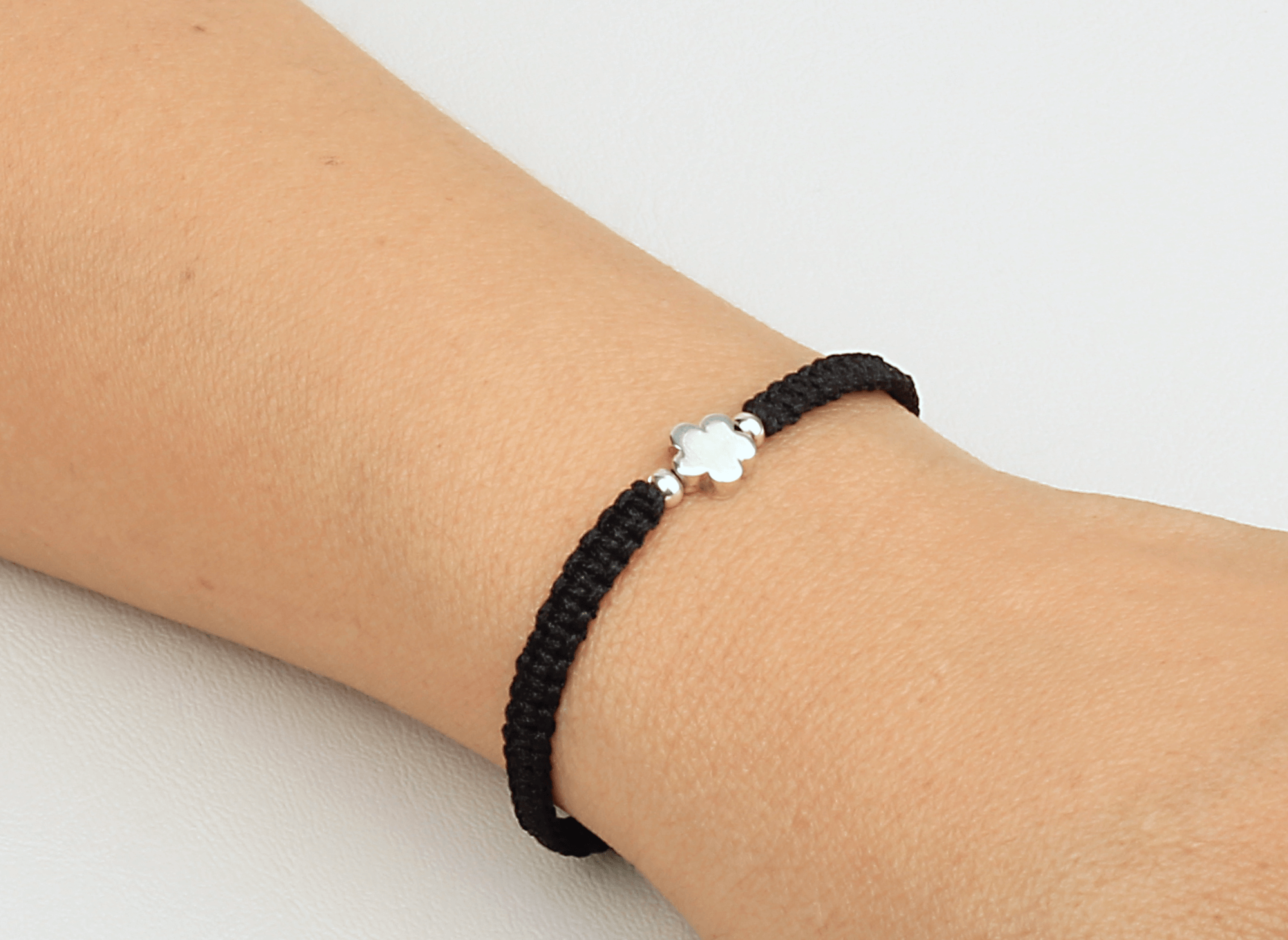 Pulsera Flor Macrame