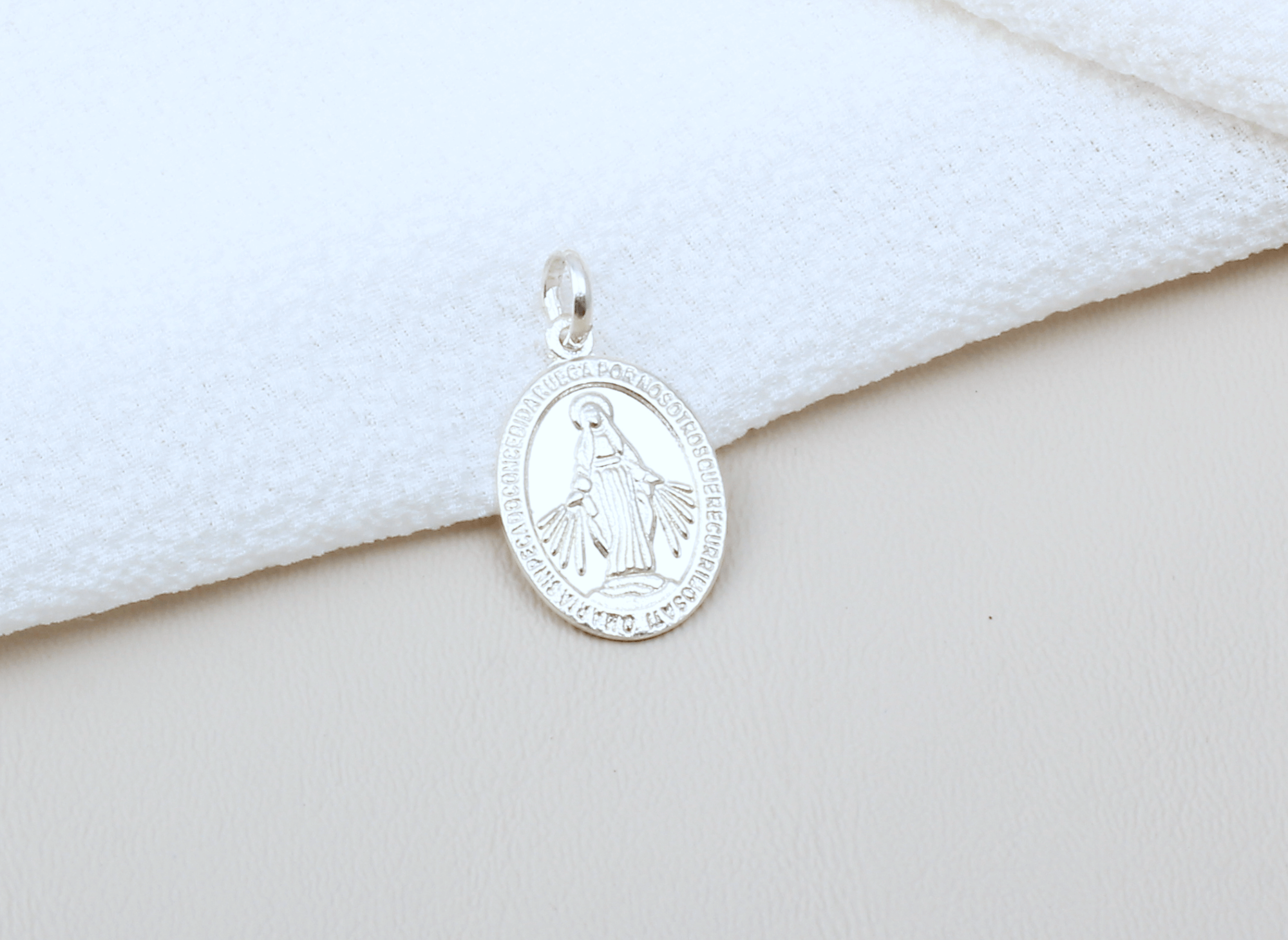 Dije Medalla Virgen Milagrosa