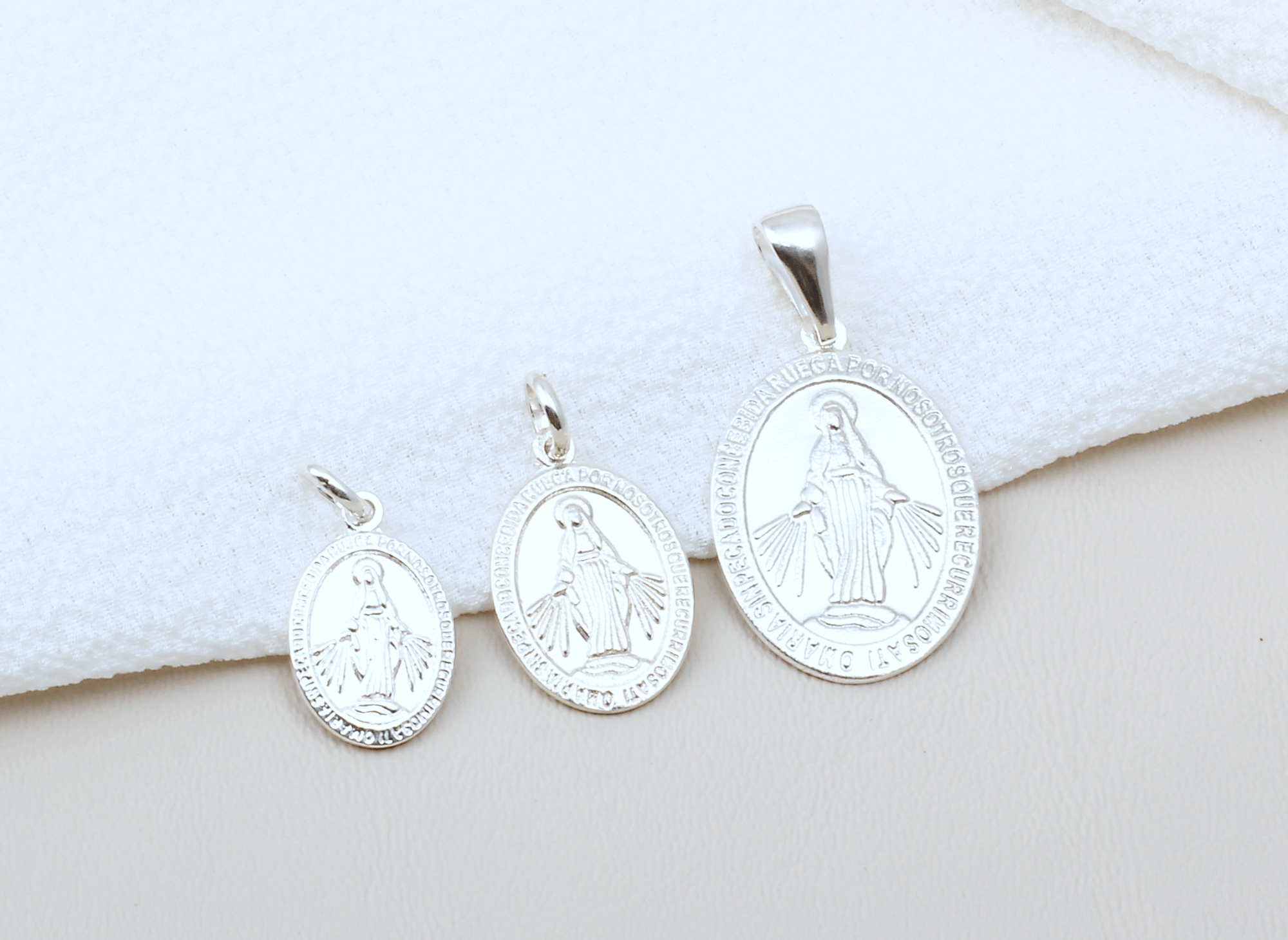 Collar Virgen Milagrosa