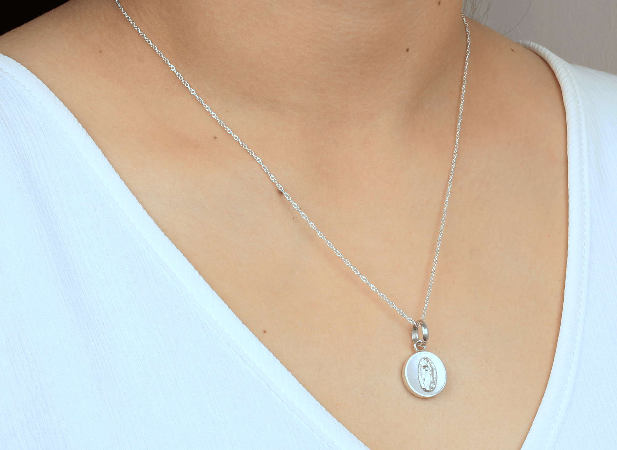 Collar Virgen Guadalupe Sublime