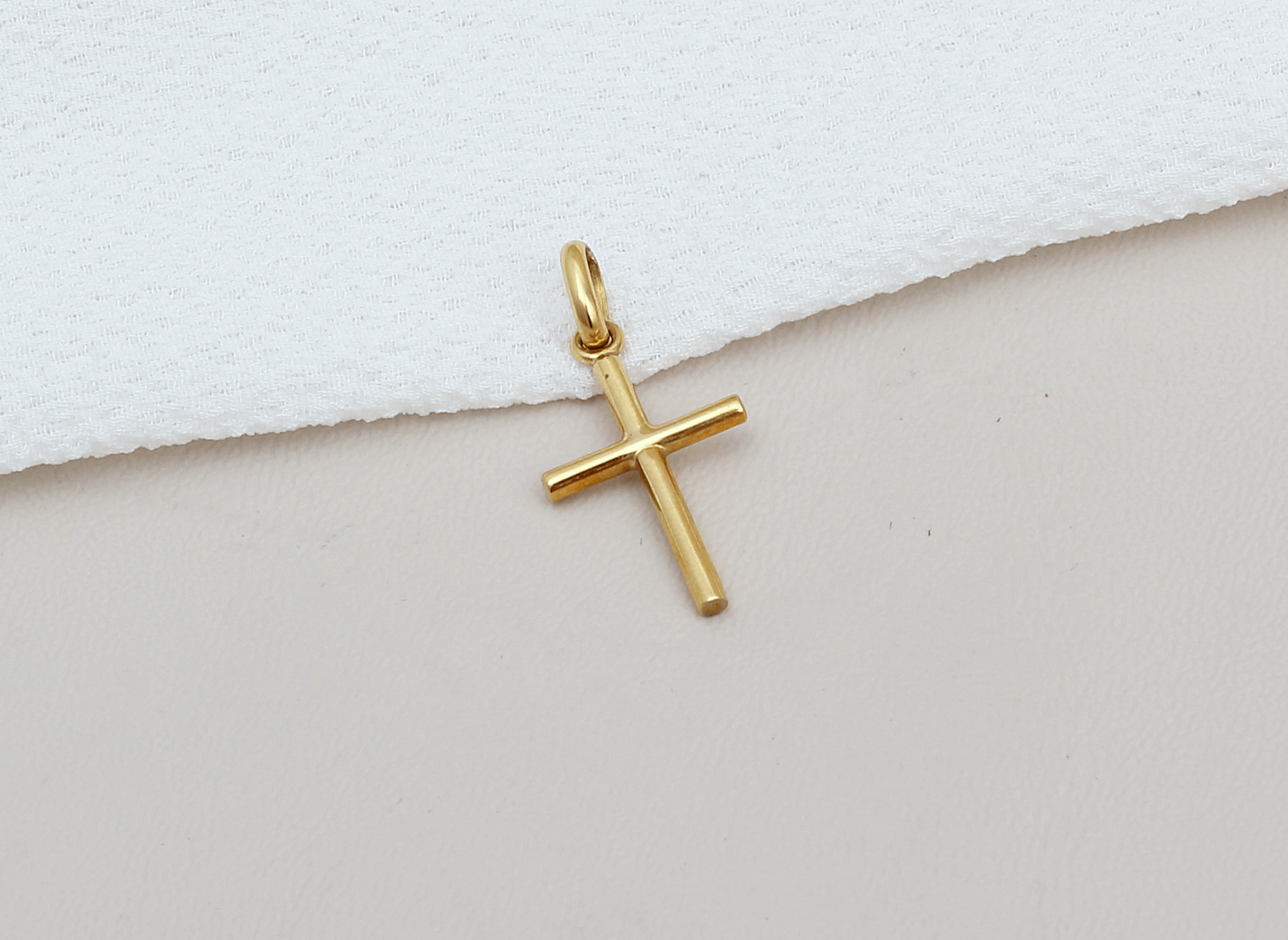 Dije Oro Cruz Chico 18k