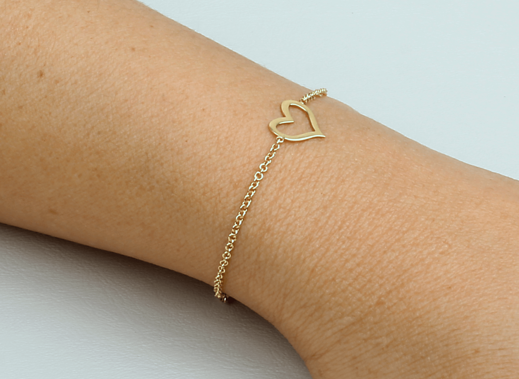 Pulsera Oro Corazón Calado