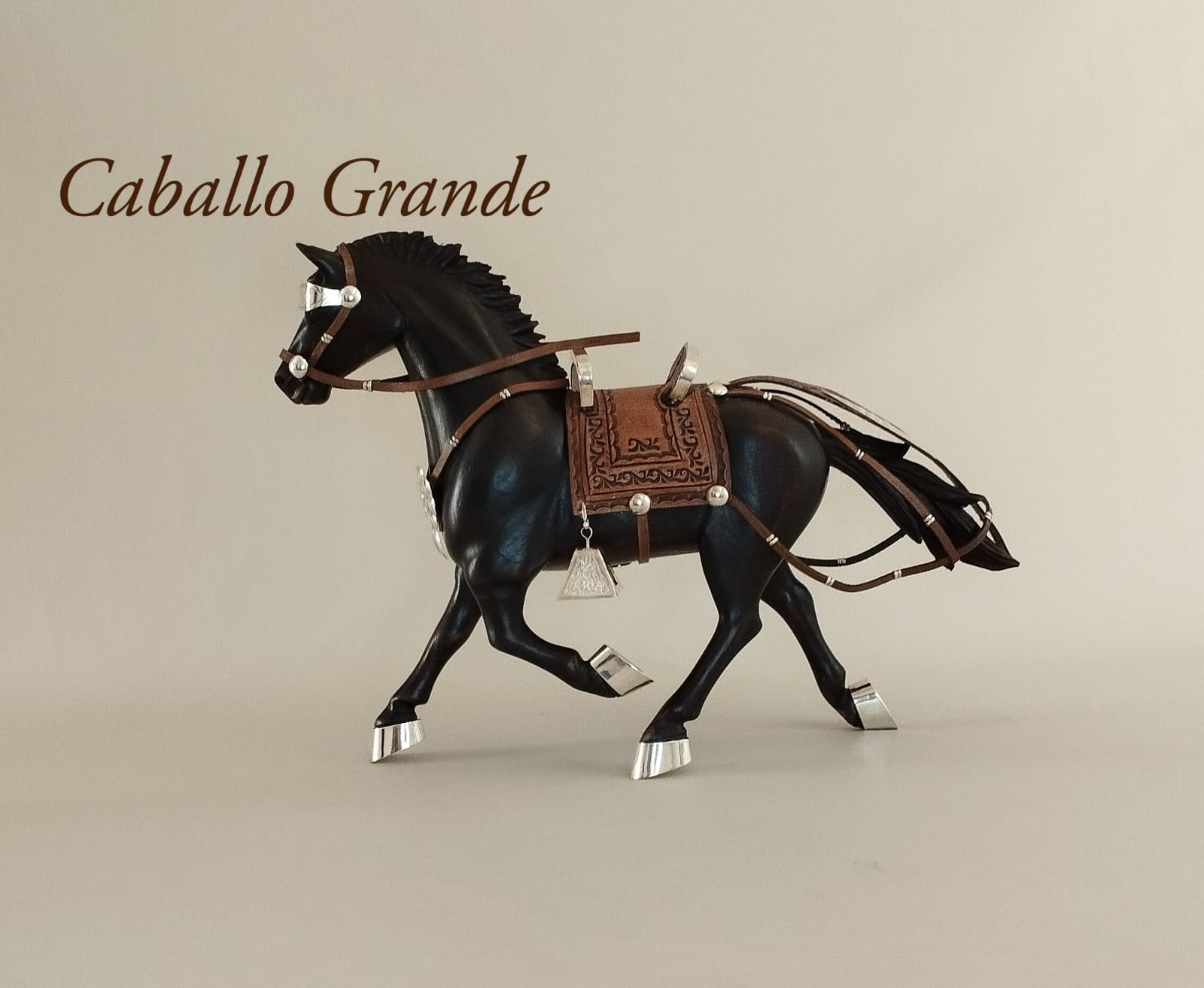 Escultura Caballo de Paso Galope