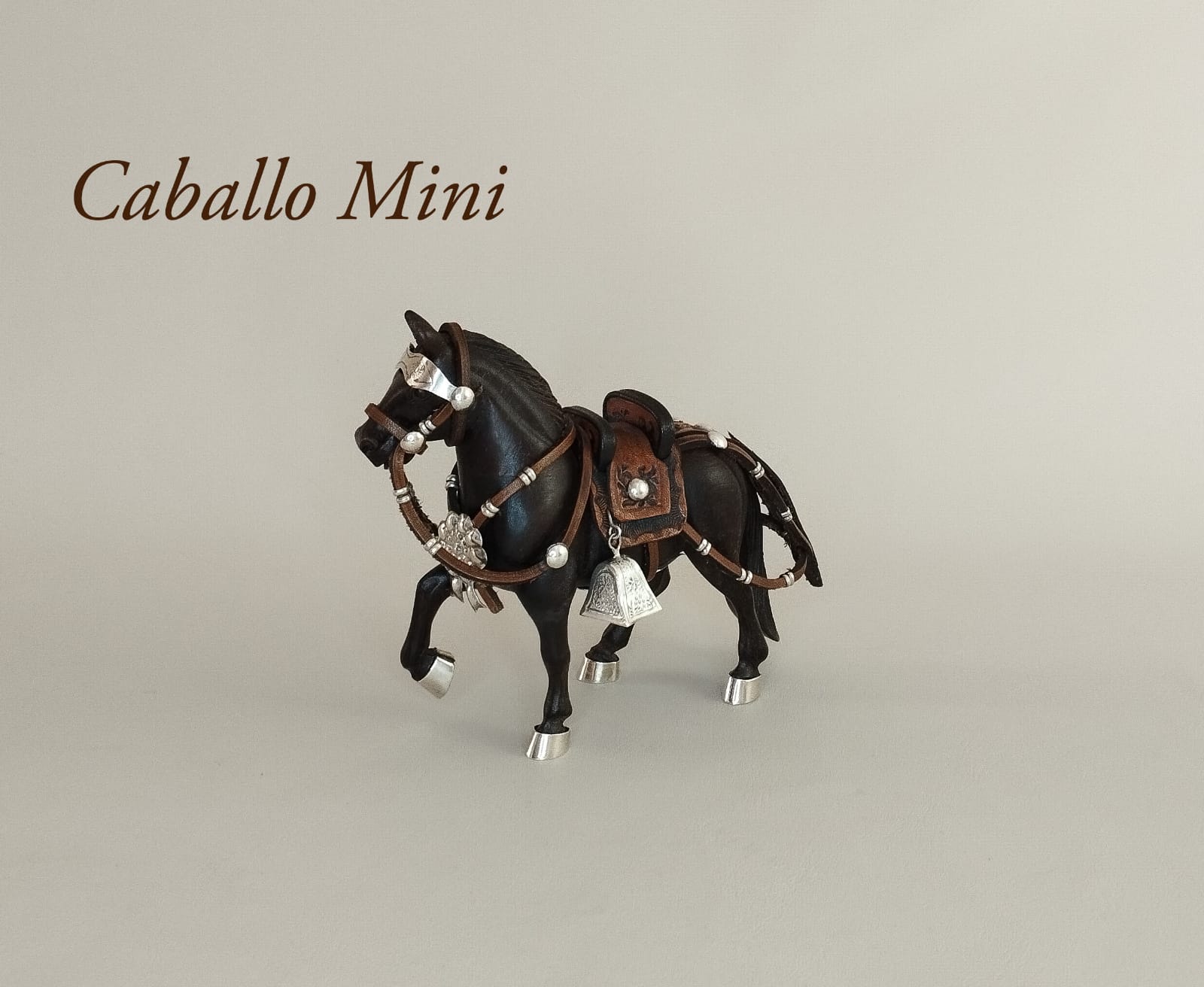 Escultura Caballo de Paso Galope