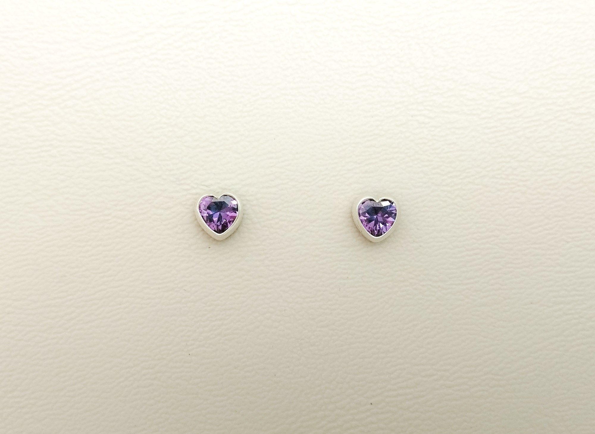 Arete Corazón Punto de Luz Colors