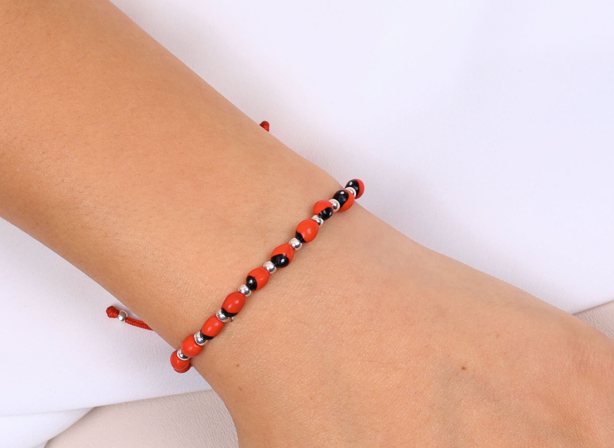 Pulsera Macrame Huayruro #2