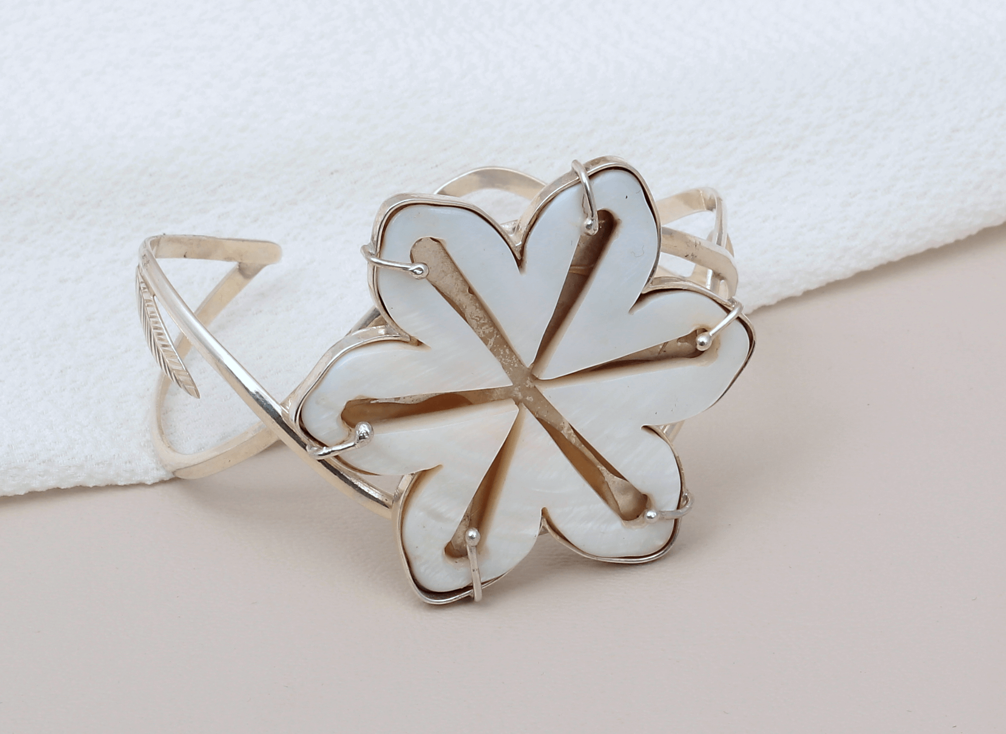 Brazalete Flor del Rocio