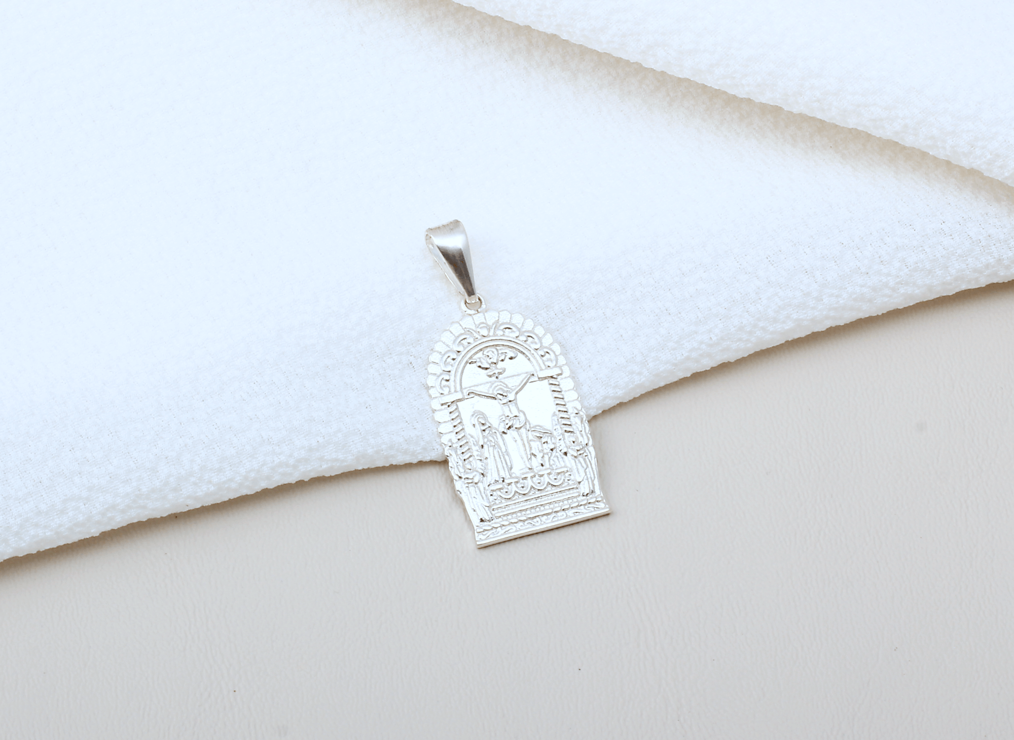 Dije Señor De Los Milagros