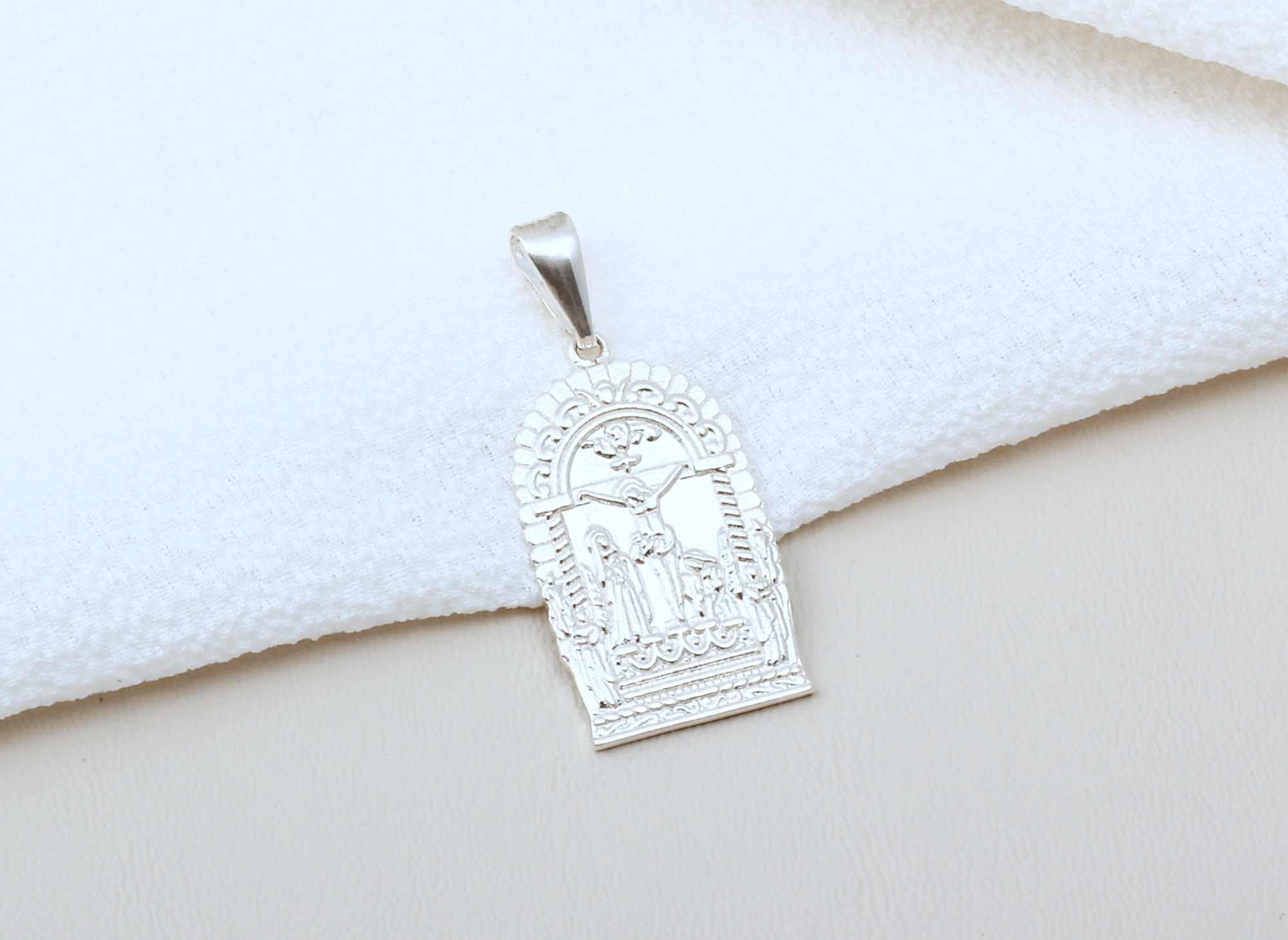 Dije Señor De Los Milagros