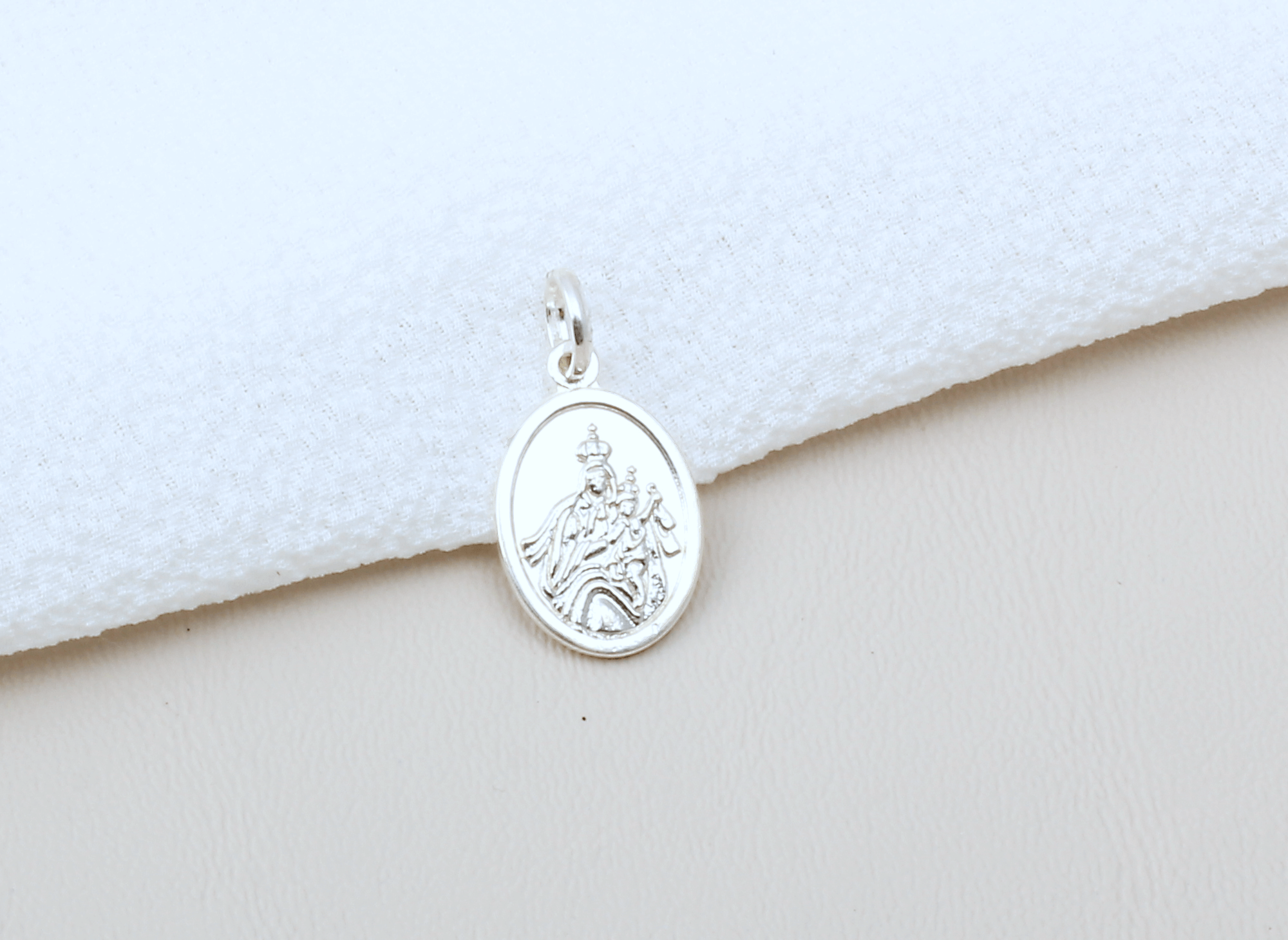 Dije Medalla Virgen del Carmen