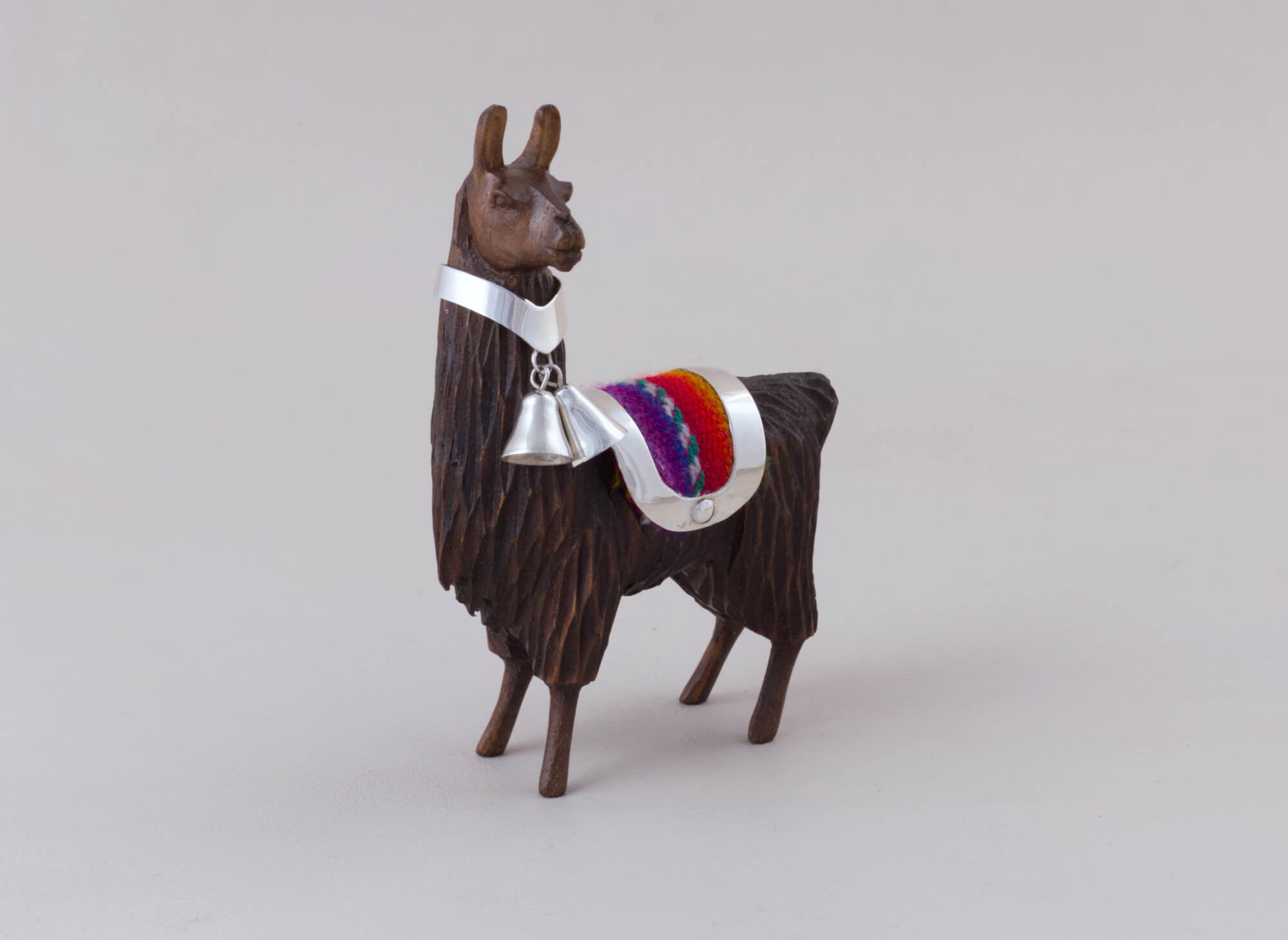 Escultura Llama c/Tela Perfil