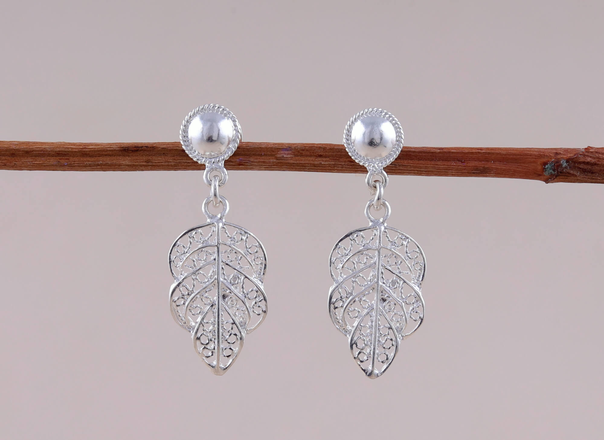 Arete Hoja Primaveral