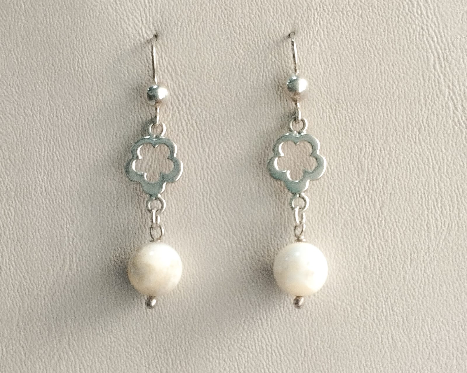 Arete Rústico Flor c/perla