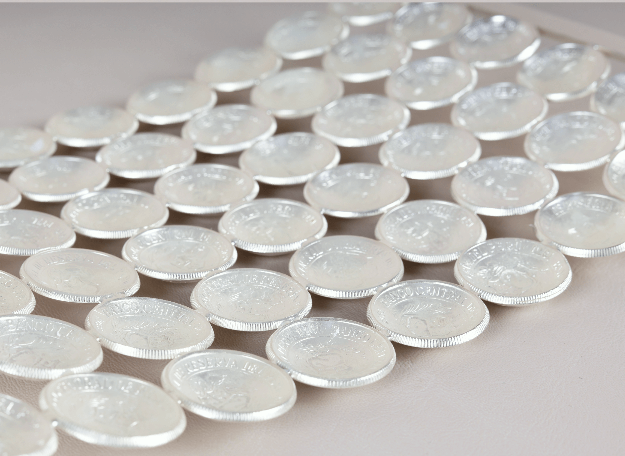 Centro de Monedas Plateado