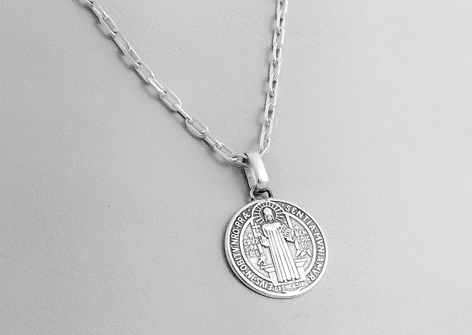 Collar San Benito Prisma