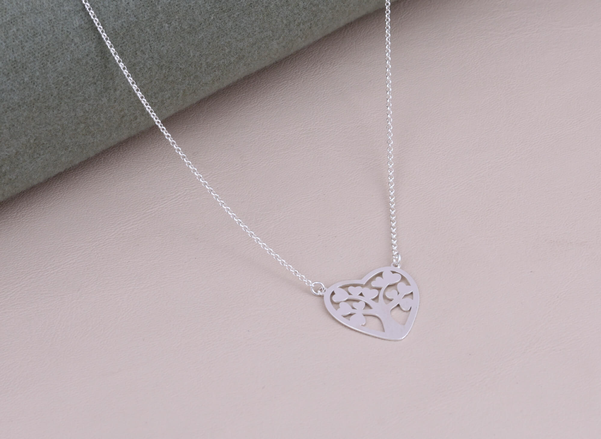 Collar Corazón Iliana