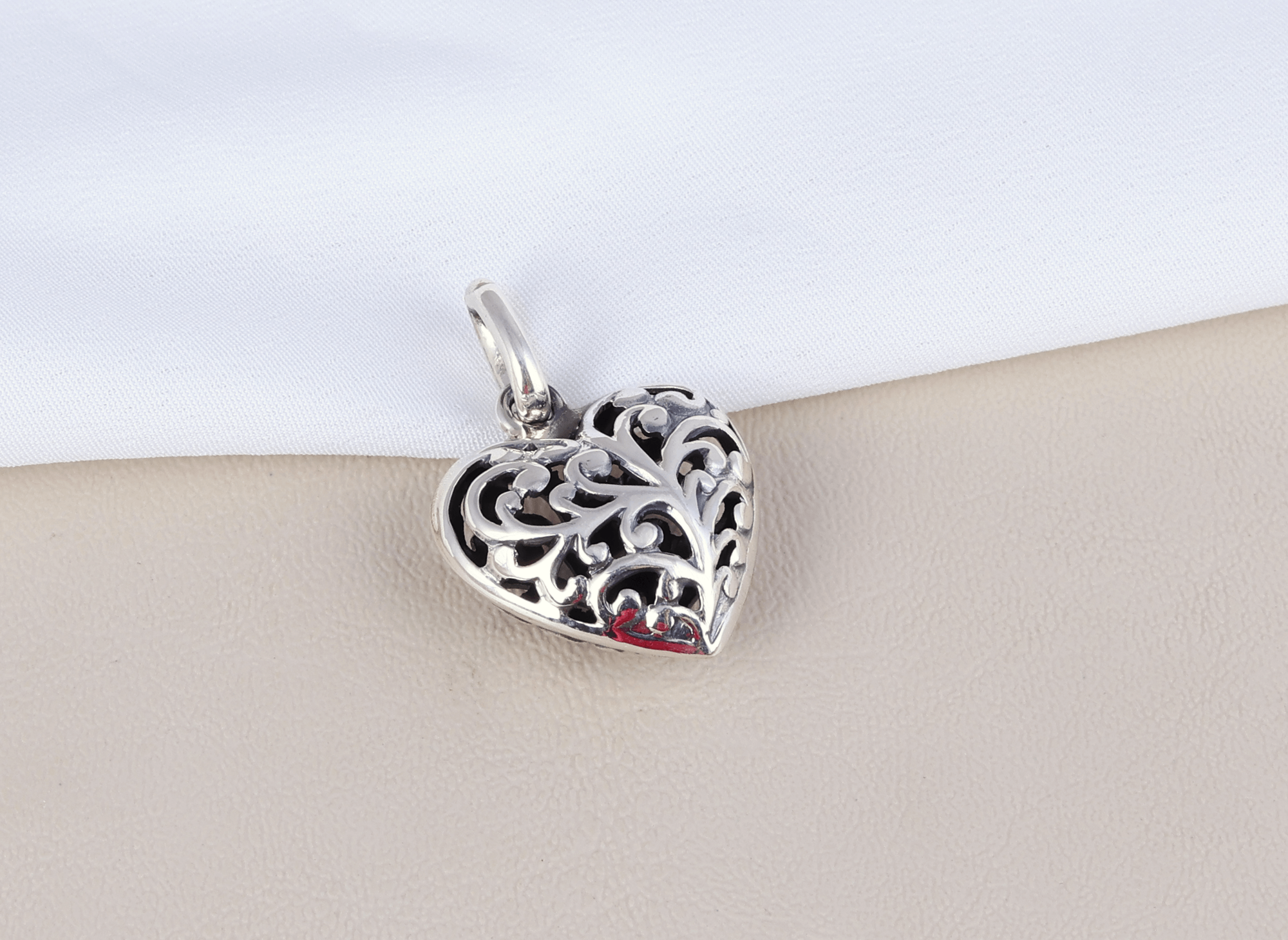 Dije Corazón Agustina