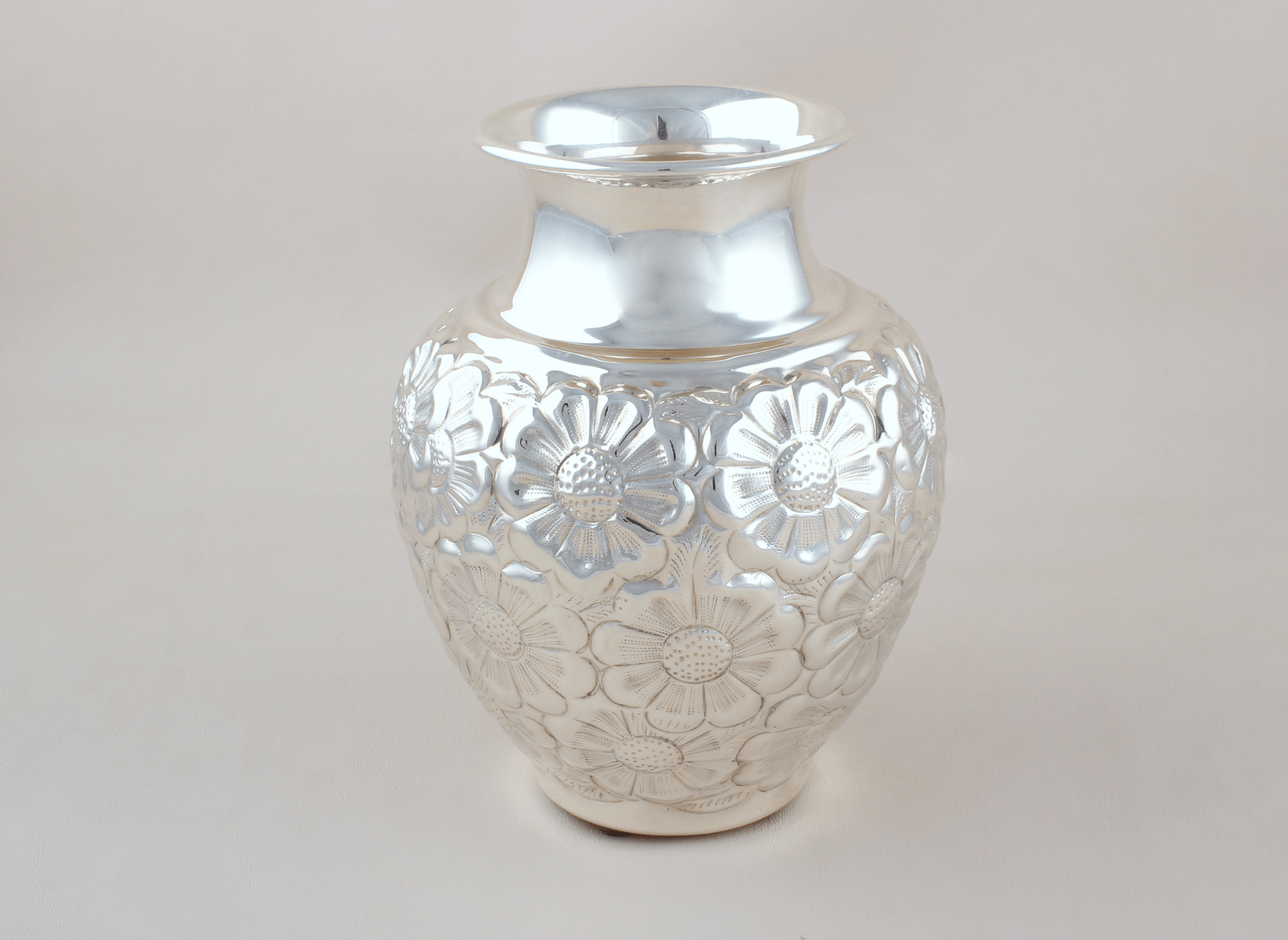 Florero Ánfora Margaritas Plaqué