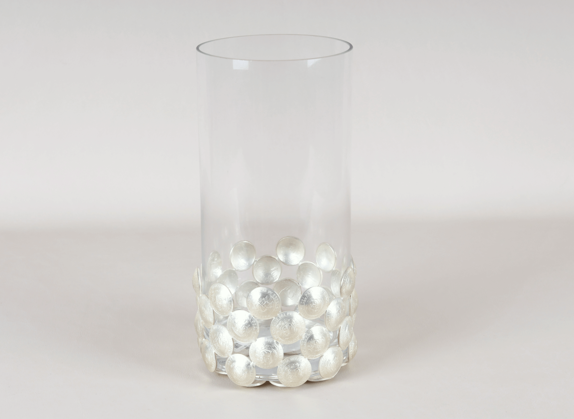 Florero Tubular con Moneda