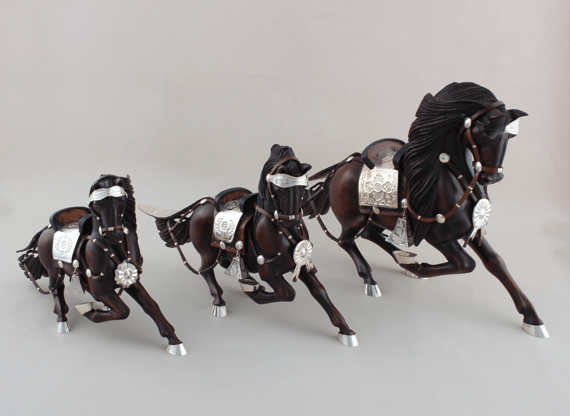 Caballo Pata Estirada