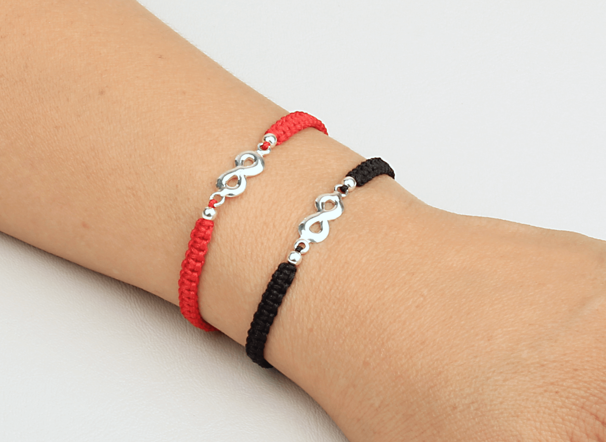 Pulsera Infinito Macrame