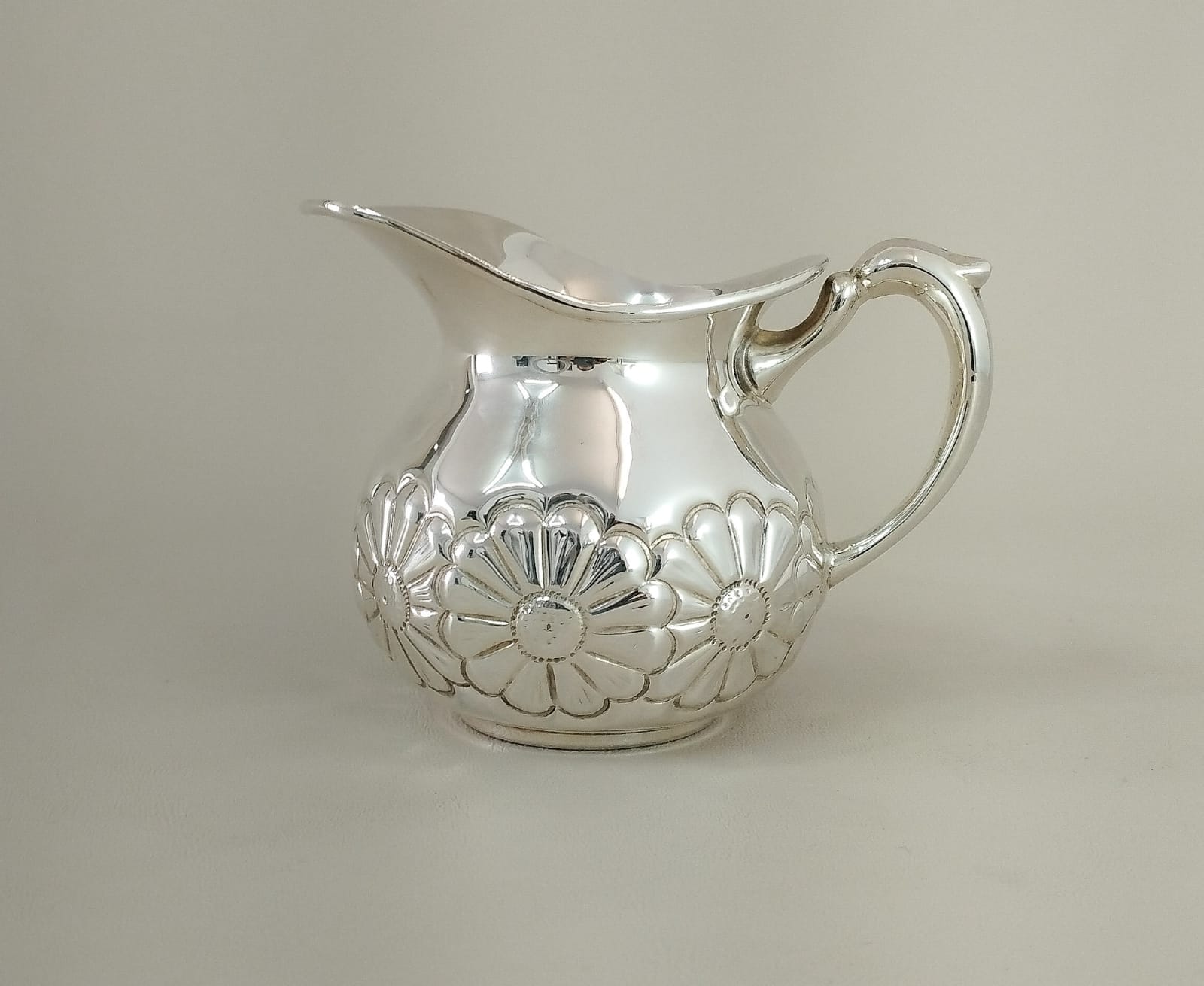 Lechera Plata Margarita