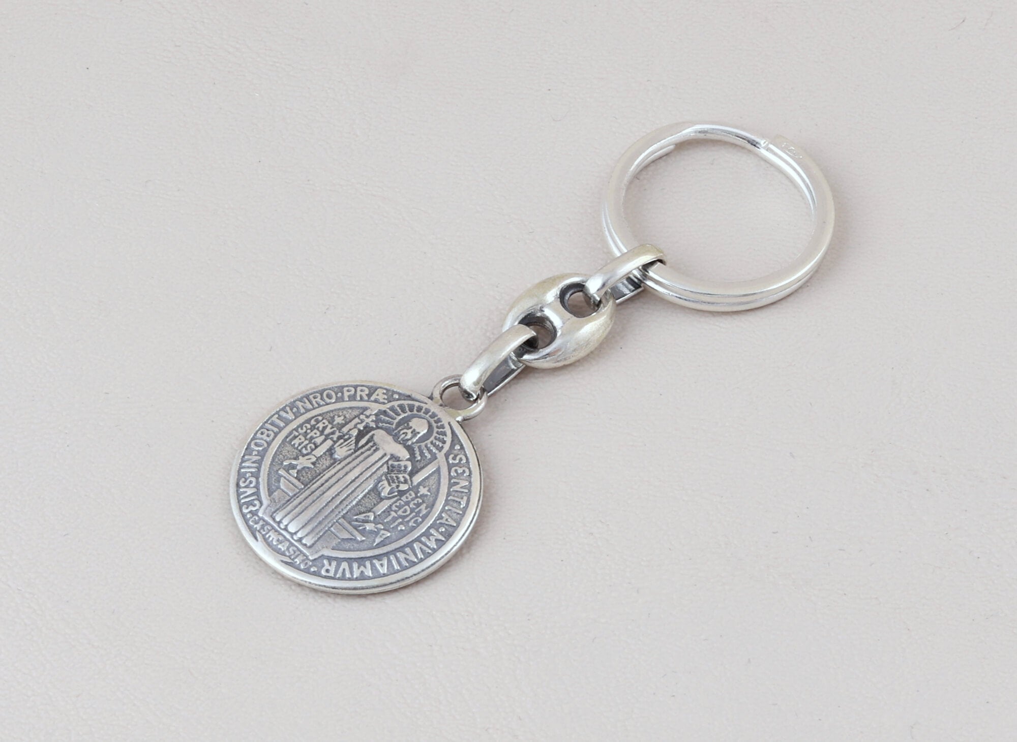 Llavero San Benito Patinado