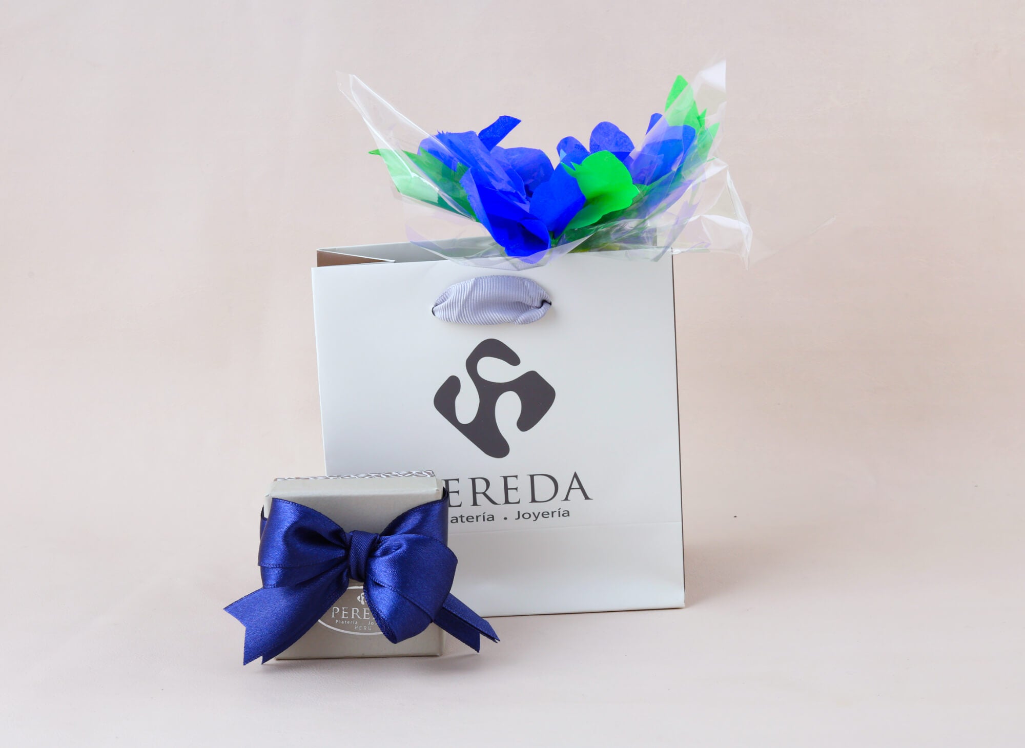 Dije Cruz Stilo Llana Arg Redonda