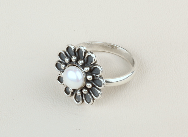 Sortija Daisy