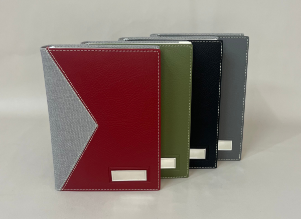 Agenda Ejecutiva Magneto Hombre Placa Recta 2024 - Imagen 3