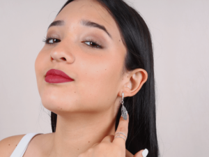 Arete Pluma Fatma