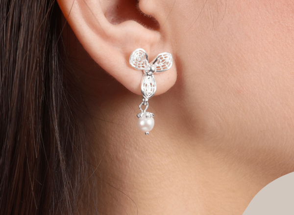Arete Flor Thais
