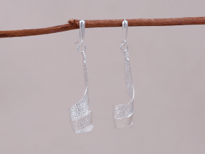 Arete Thania