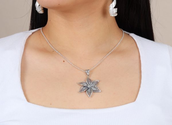 Collar Flor Ixora